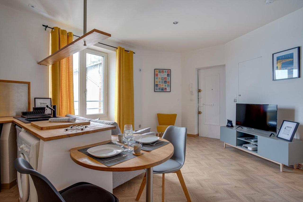 Au Coeur De Nantes Design Et Cosy Lejlighed Eksteriør billede